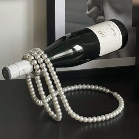 ✨ Elegant Pearls Floating Wine Holder Creative Home Decor - Picture 1 of 2